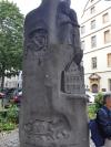 Le Monument de Nicolas de Cues, fils d’un batelier de la moselle Johan Cryfftz, avec ses armoiries et sa maison natale