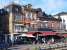 Côté Rhin, un restaurant avec terrasse.