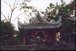Un temple dans les klongs