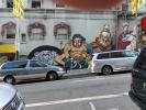 Graffitis à Chinatown (le même, plus bas)